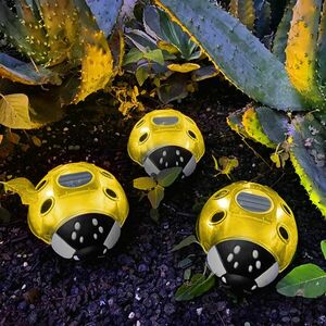Szolár katicabogár - sárga - 14, 5 x 12 x 6 cm - 6 melegfehér LED kép
