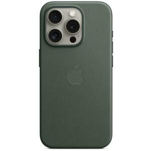 iPhone 15 Pro MagSafe FineWoven case evergreen (MT4U3ZM/A) kép