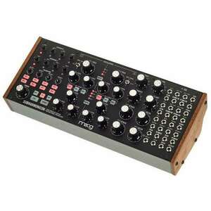 MOOG Mother-32 kép