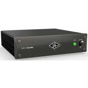 Universal Audio UAD-2 Satellite TB3 OCTO Custom kép