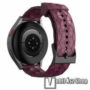 Okosóra szíj - szilikon, focilabda textúra minta - BORDÓ - 125mm+89mm hosszú, 22mm széles - SAMSUNG Galaxy Watch 46mm / Watch GT2 46mm / Watch GT 2e / Galaxy Watch3 45mm / Honor MagicWatch 2 46mm kép