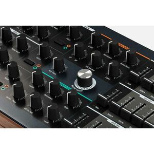 Arturia PolyBrute Szintetizátor kép