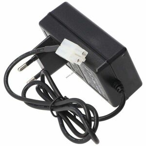 Helyettesítő akku Gyors töltő Tamiya 1, 2V-18, 0V 1500mAh modellépítő NiCd/NiMH kép
