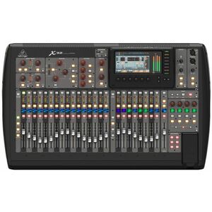 Behringer X32 kép
