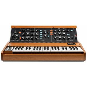 Moog Minimoog Model D Mahagony Ed. kép