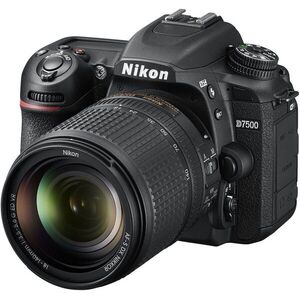 Nikon D7500 + AF-S DX 18-140 mm f/3, 5-5, 6G ED VR kép
