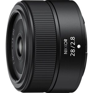 Nikkor Z 28 mm f/2.8 kép