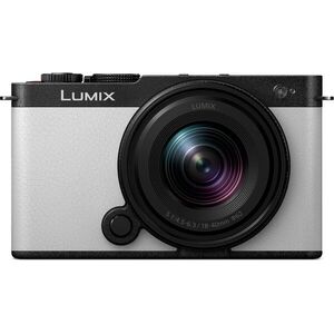 Panasonic Lumix DC-S9 + Lumix S 18-40 mm f/4, 5-6, 3 fehér kép