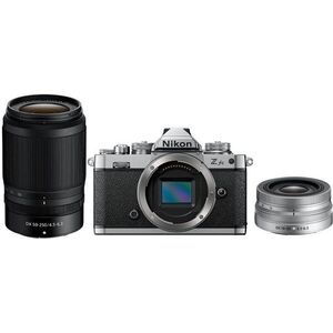 Nikon Z fc + Z DX 16–50 mm f/3, 5–6, 3 VR + Z DX 50–250 mm f/4, 5–6, 3 VR kép