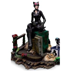DC Comics – Catwoman (Gotham City Sirens) – Deluxe Art Scale 1/10 kép