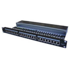 Datacom 24x RJ45, közvetlen, CAT6 STP, fekete, 1U kép