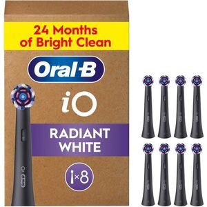 Oral-B iO Radiant White Black kerek pótfej, 8 db kép