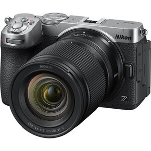 Nikon Z 5IIC + 24-105mm f/4-7.1 stříbrný kép